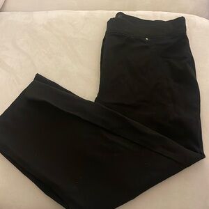 89th & Madison Women’s Capri Pants Size Medium Black